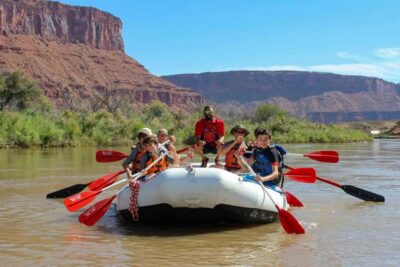 Moab: Half-Day Rafting Trip on Colorado River - Getting to the river: check-in, life jackets, and a 40-minute shuttle